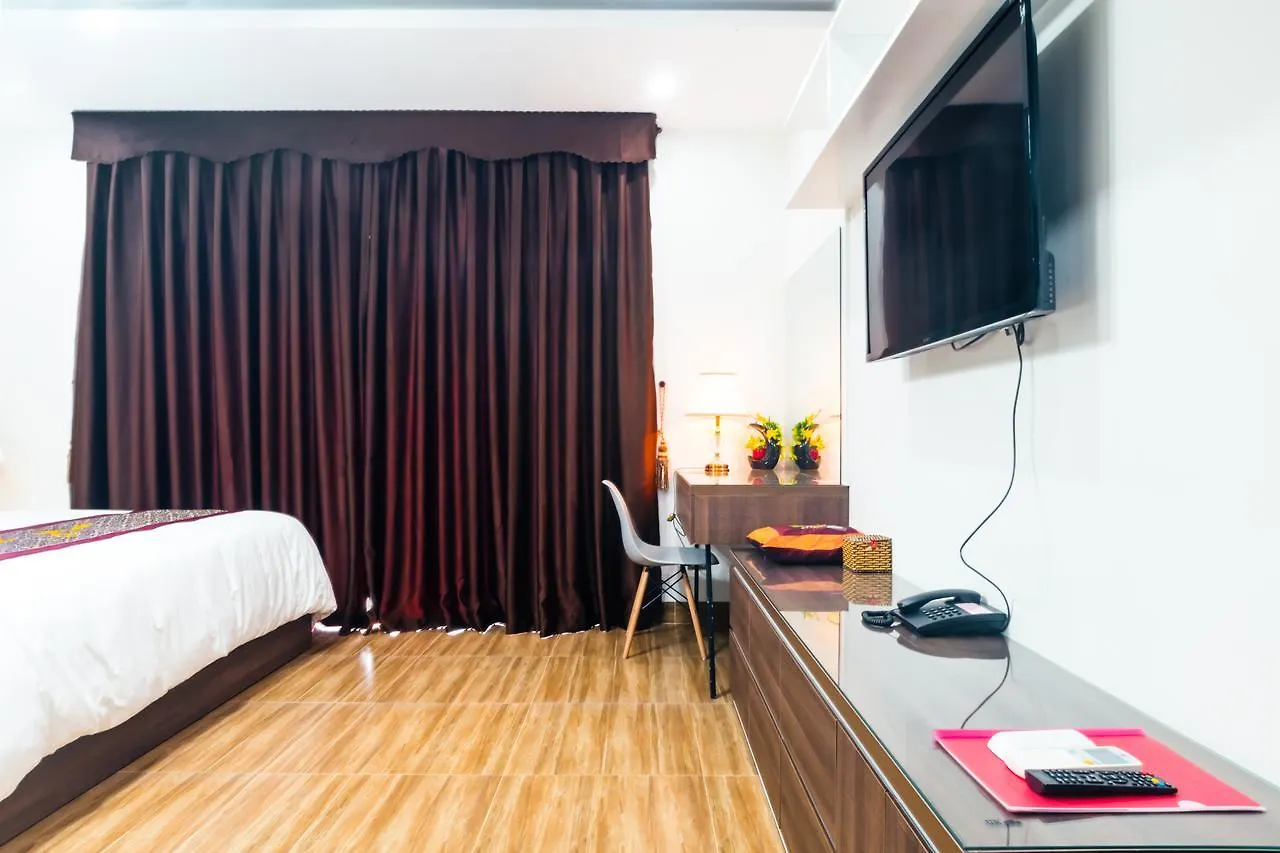 Ava Hotel & Apartment Da Nang 3*,  Vietnam